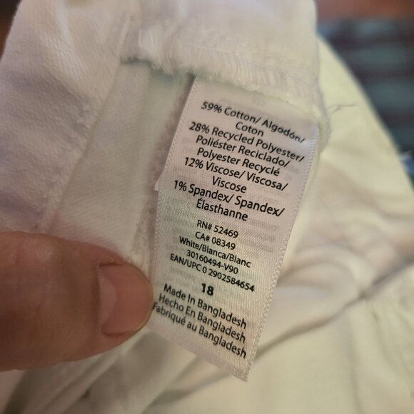 Sofia Vergara High Waist Ankle Jeans Size 18 White Jeans NWT - Picture 9 of 13